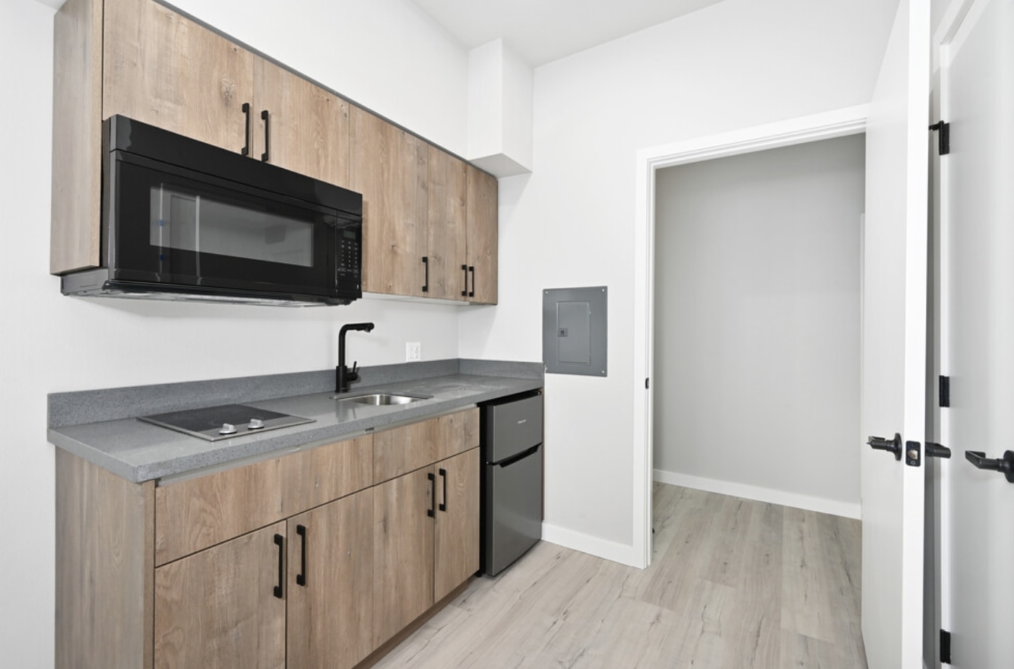 Clara Apartments - Student Housing Image 1