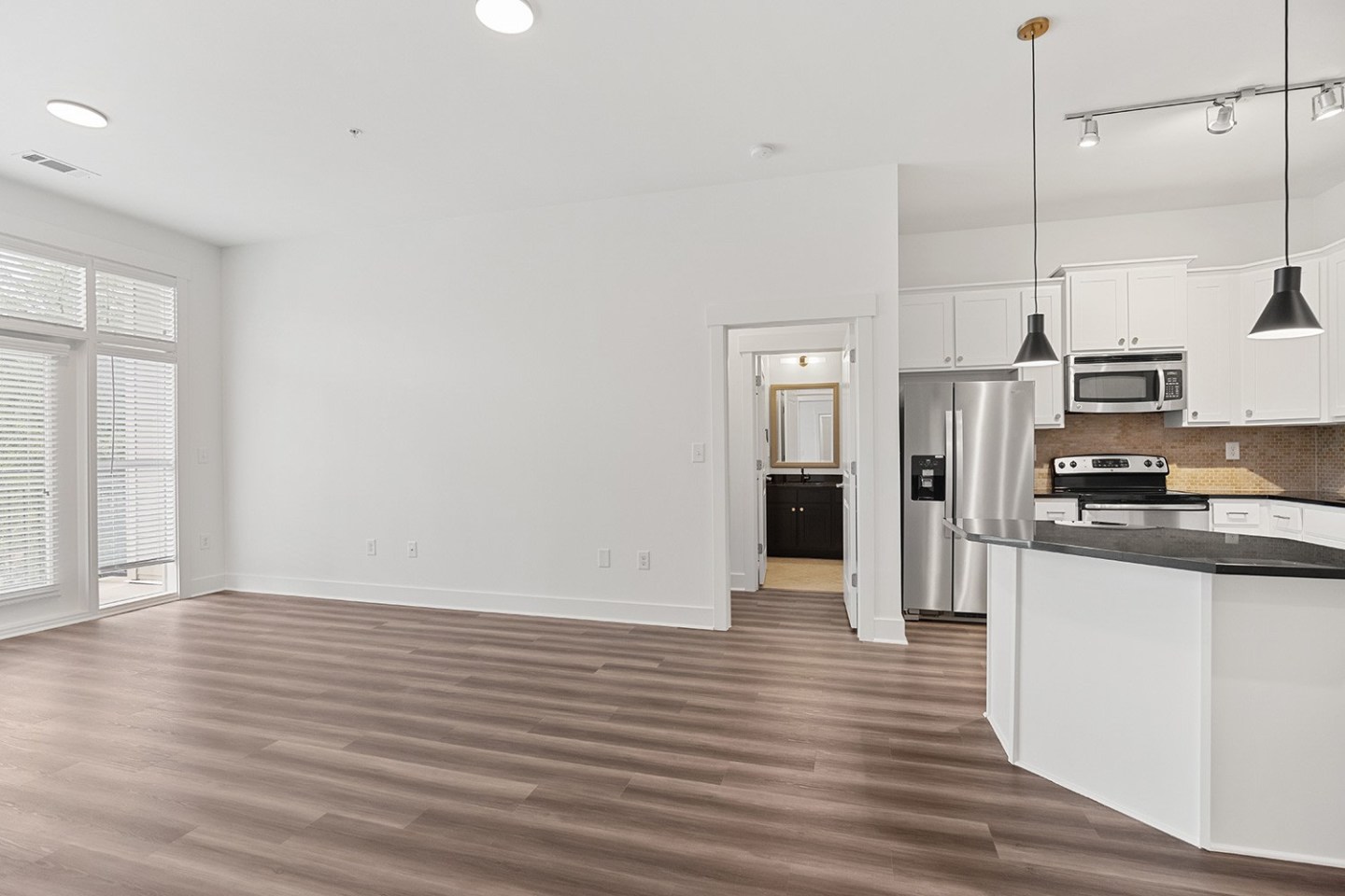 Lofts at Weston Lakeside Image 26