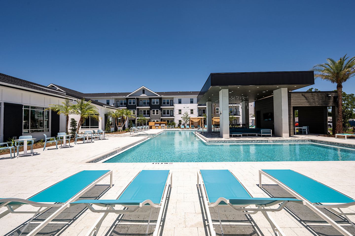 Perla Luxury Apartments Image 15