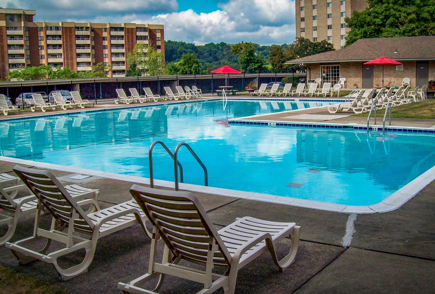Laurel Village Apartments Image 6