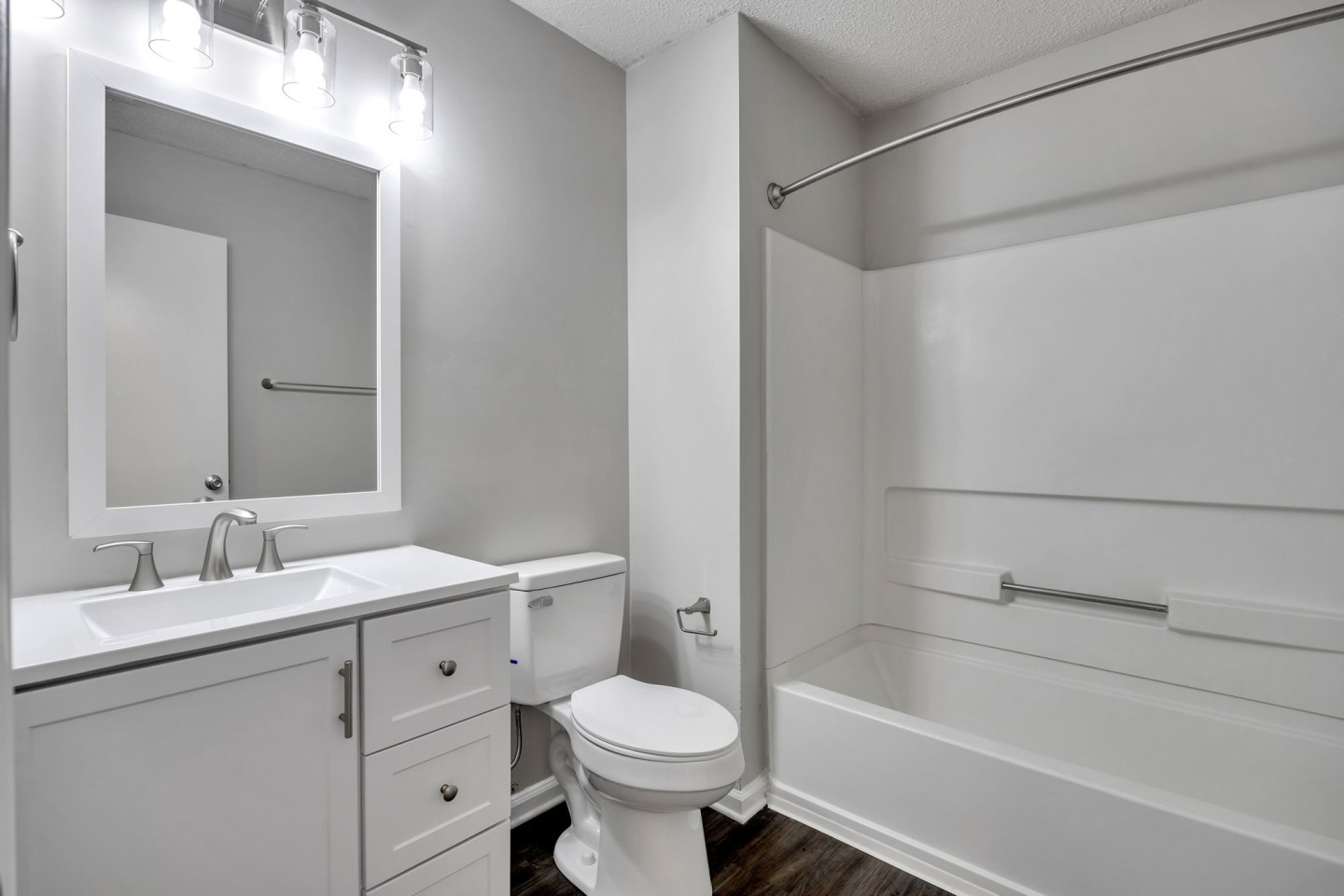 Lakeview Oaks Image 25