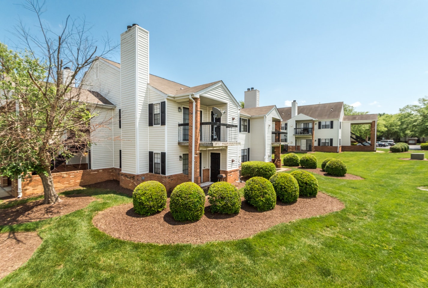 Crystal Village Apartments Image 8