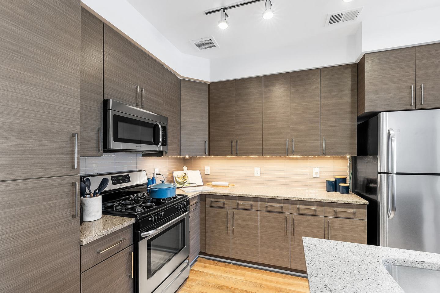 Cadence at Crown Apartments Image 7