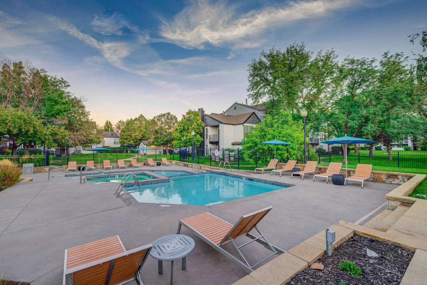 Riverbend Apartments Image 34
