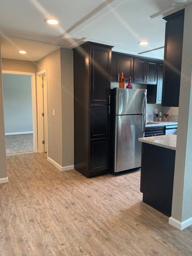 Driftwood Apartments Image 3