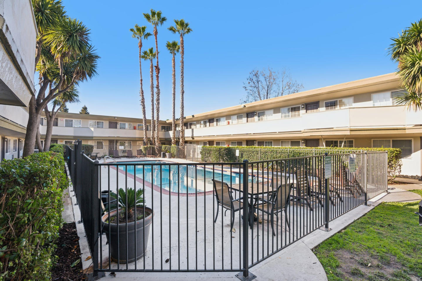 Paseo Gardens Image 10