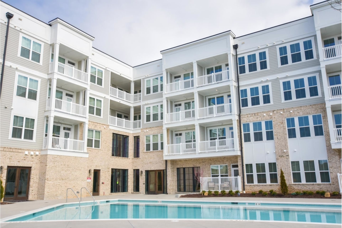 The Ivy at Ariston Image 6
