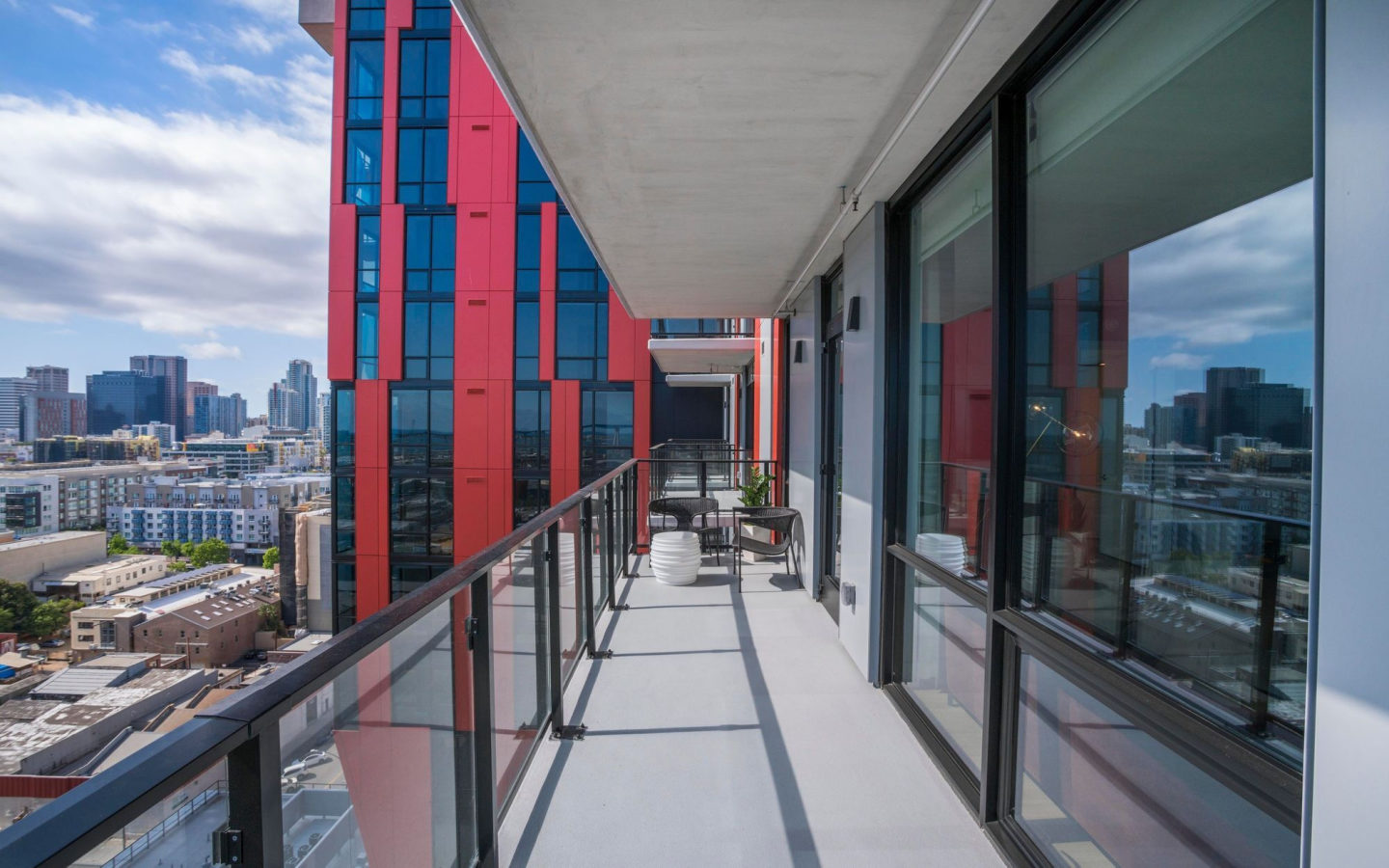 Shift Apartments Image 32