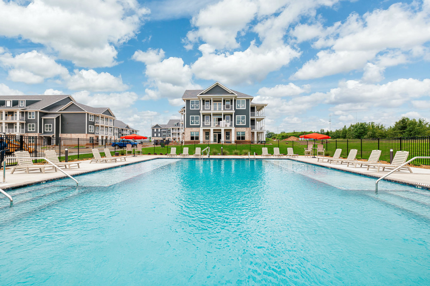 Shadow Creek West New Apartments Image 4