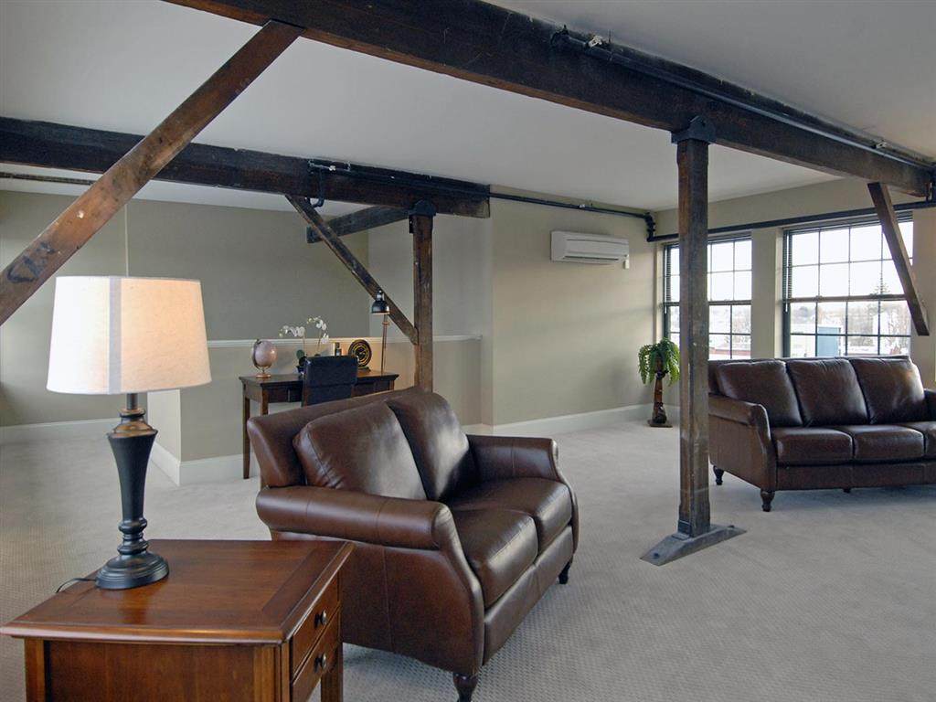 Junction Shop Lofts Image 9