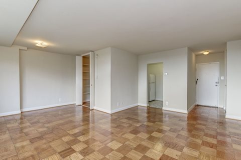 Monticello at Southern Towers Image 9