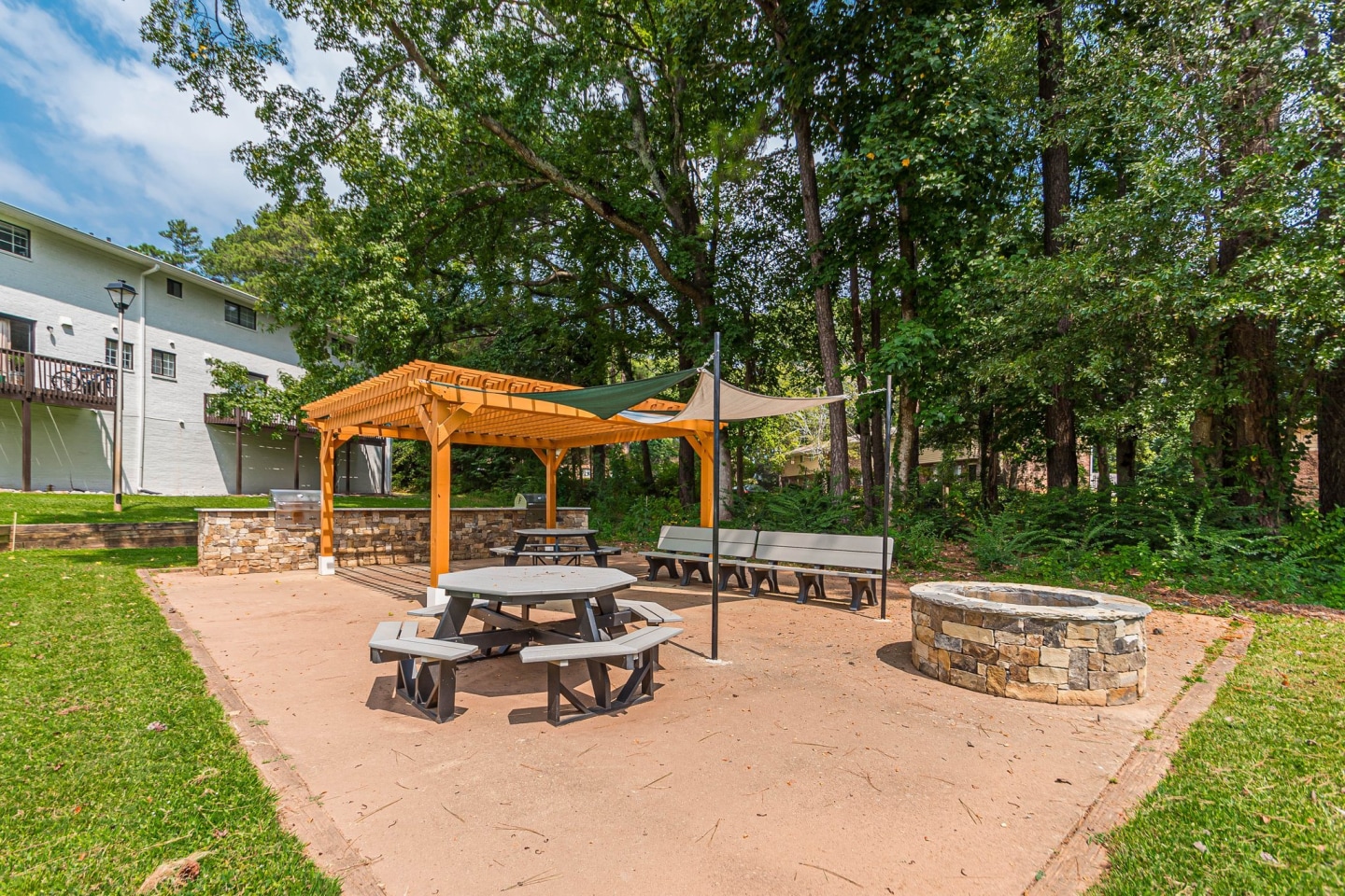 Pinewood Townhomes Image 22