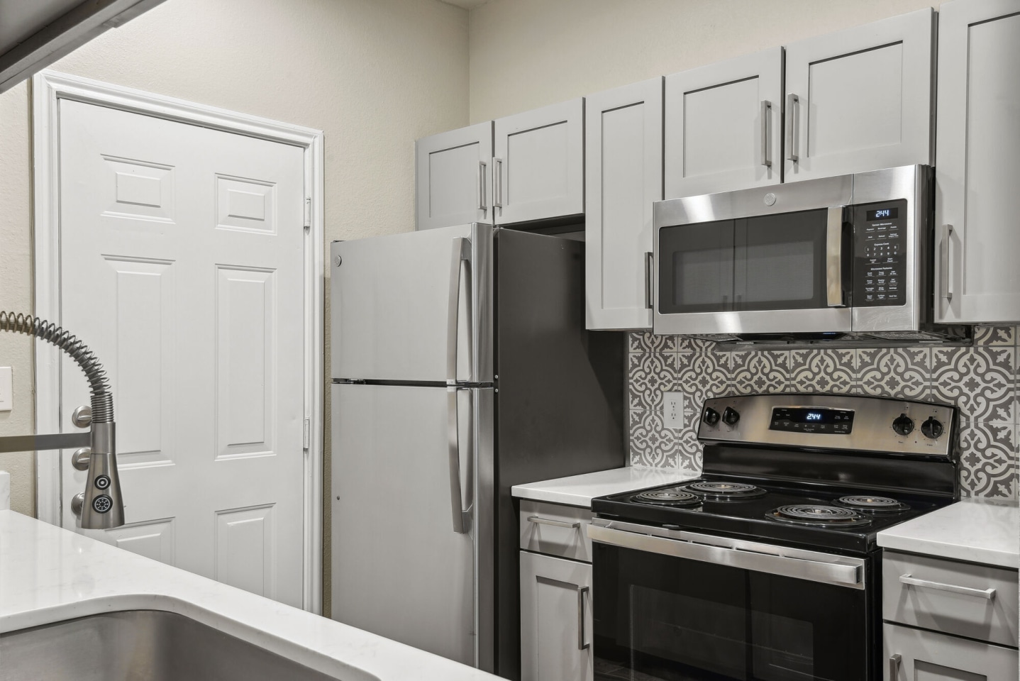 Charleston Apartment Homes Image 23