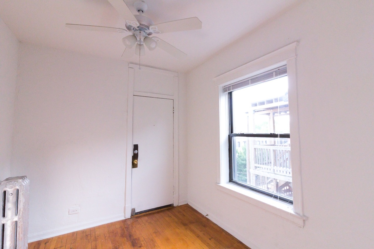 1515 E. 54th Street Image 25