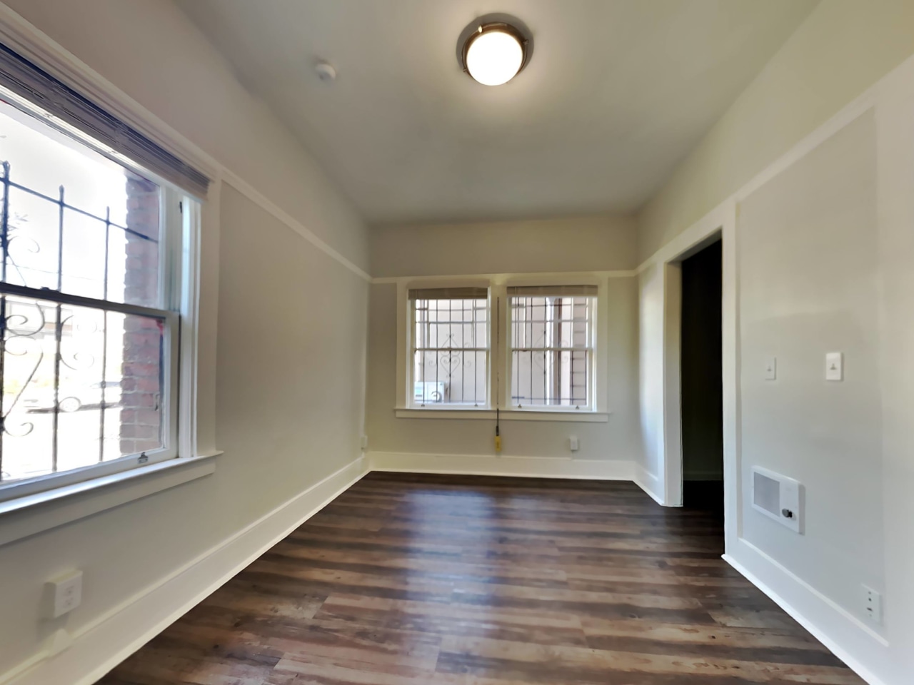 646 16th St Image 5