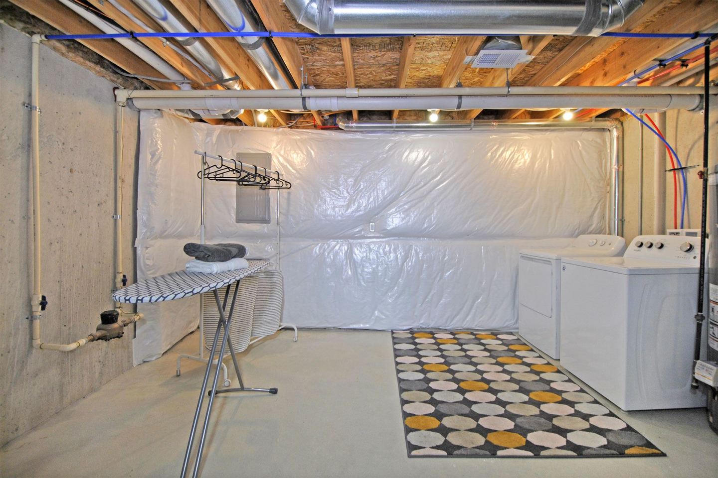 Midtown Pointe Image 18