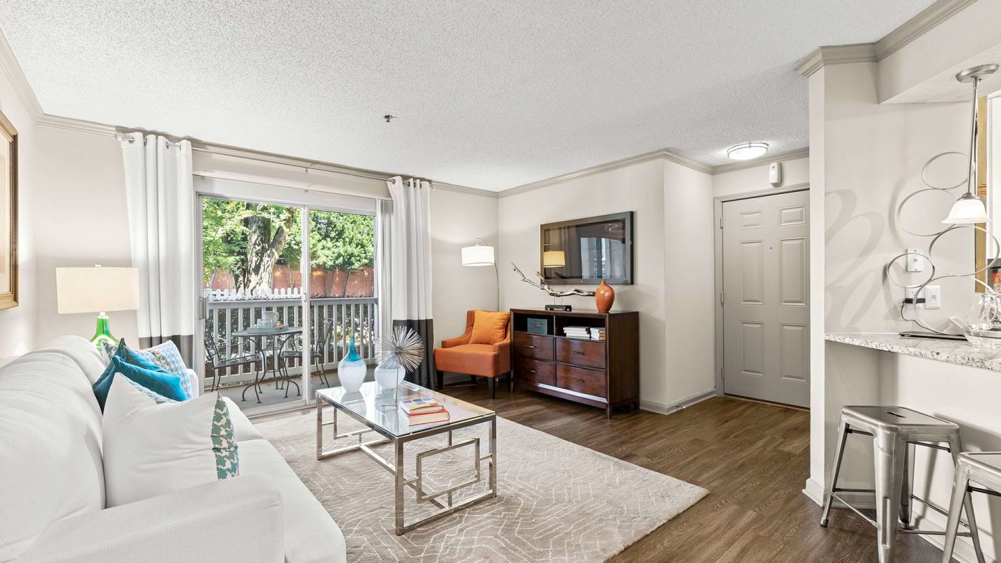 Cortland Uptown Buckhead Image 16