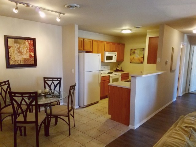 Tall Grass Apartments Image 11