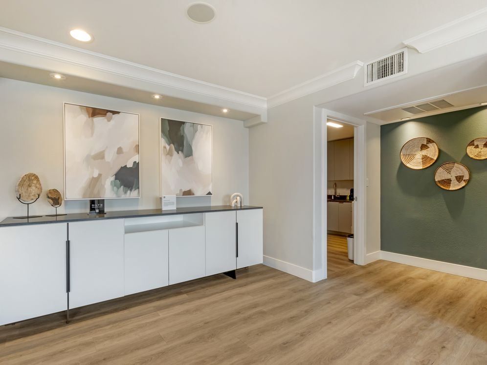 Avalon Encino Image 19