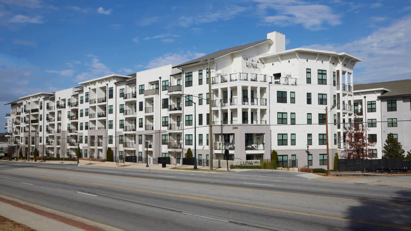 Luna Upper Westside Image 1