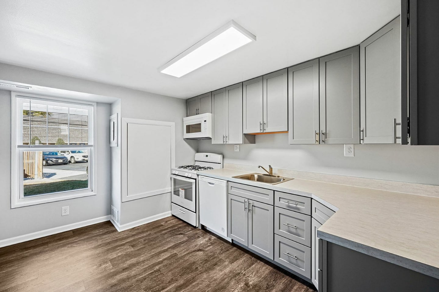 The Townhomes at River's Gate Image 12