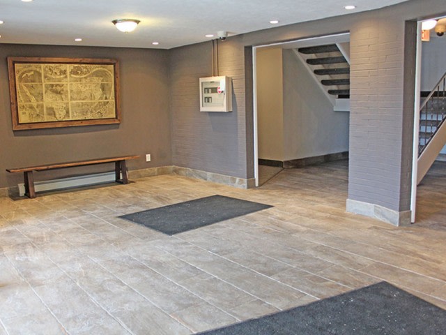 Valley York Apartments Image 7