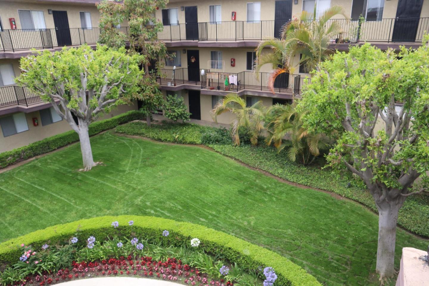 Orange Terrace Apartments Image 3