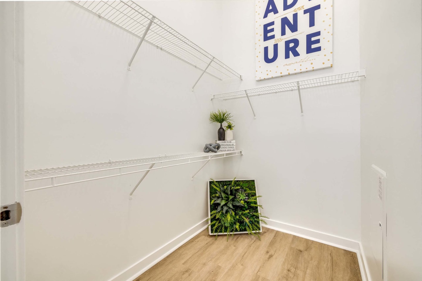 Midtown 205 Image 19
