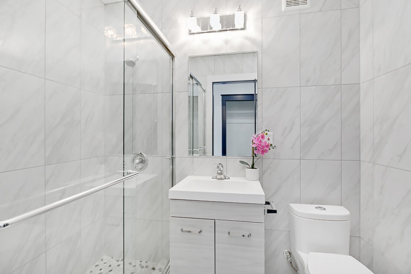 1314 Maple Image 22
