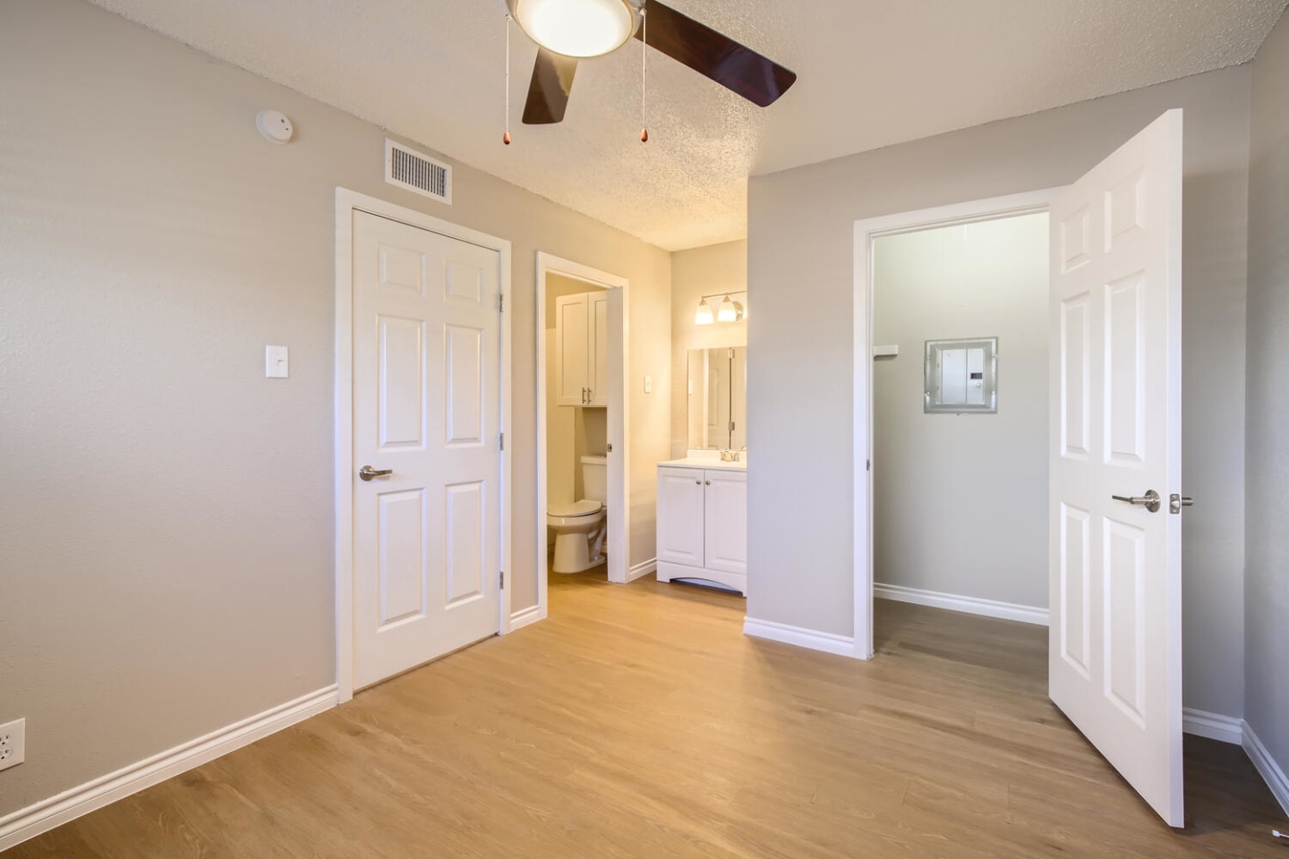 Mission Villas Image 9