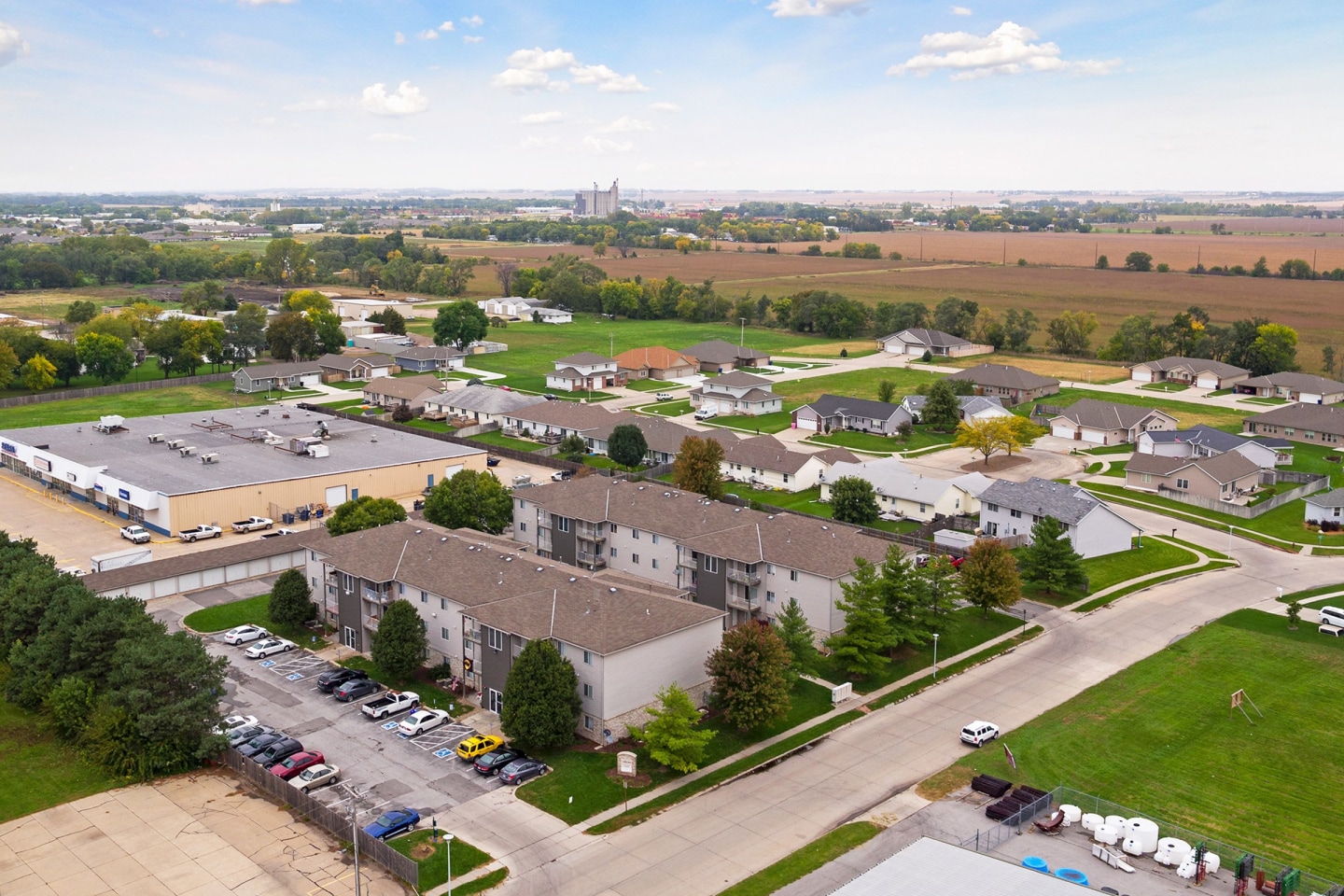 Cambridge Apartments Image 12