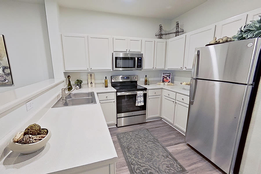 Cascade Summit Apartment Homes Image 7