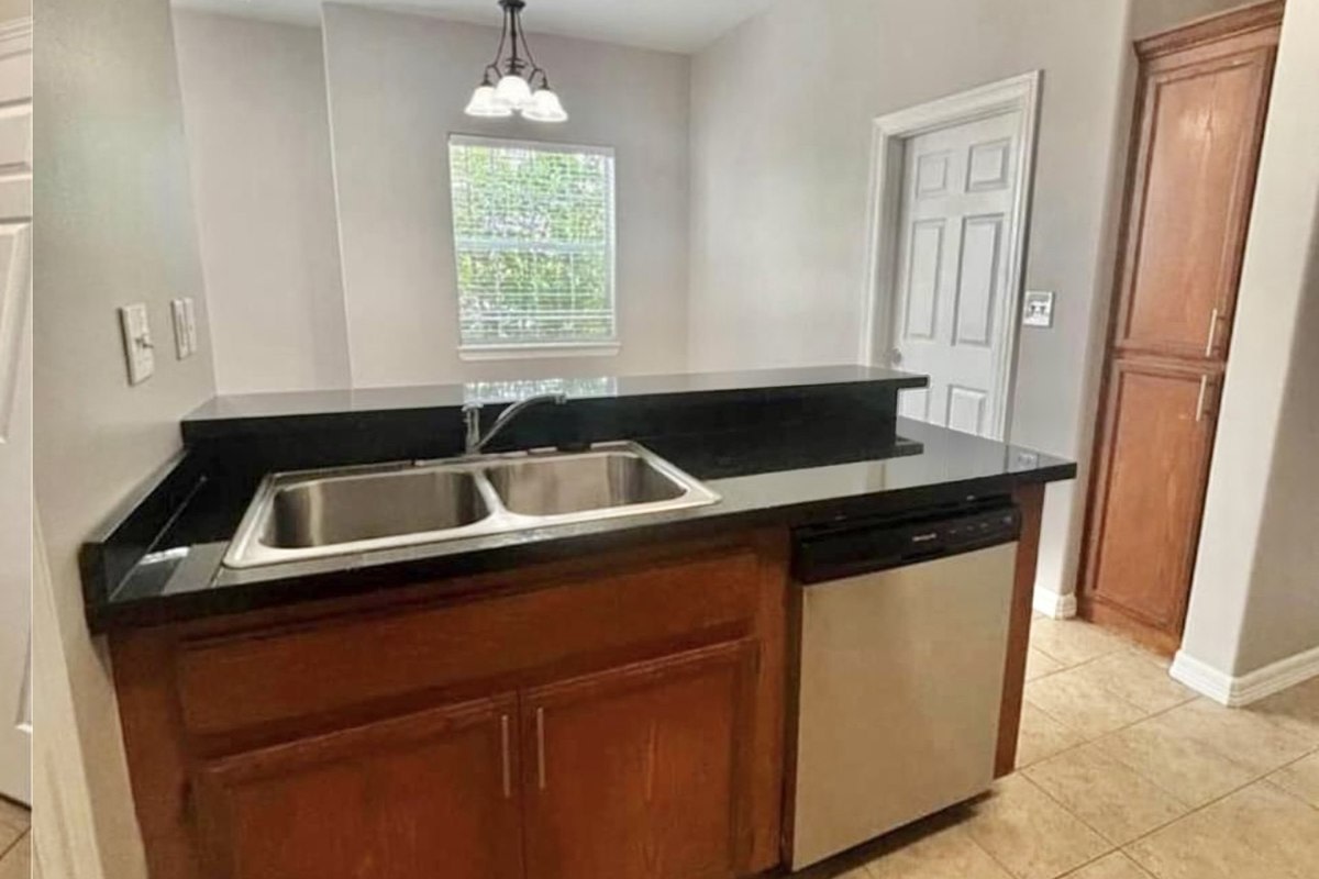 Las Misiones Apartments Image 23