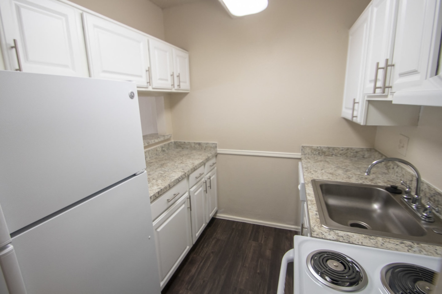 Harvard Square Apartments Image 10