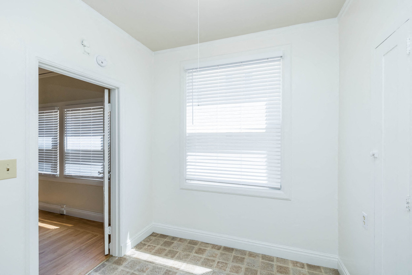 226 Athol Avenue Image 18