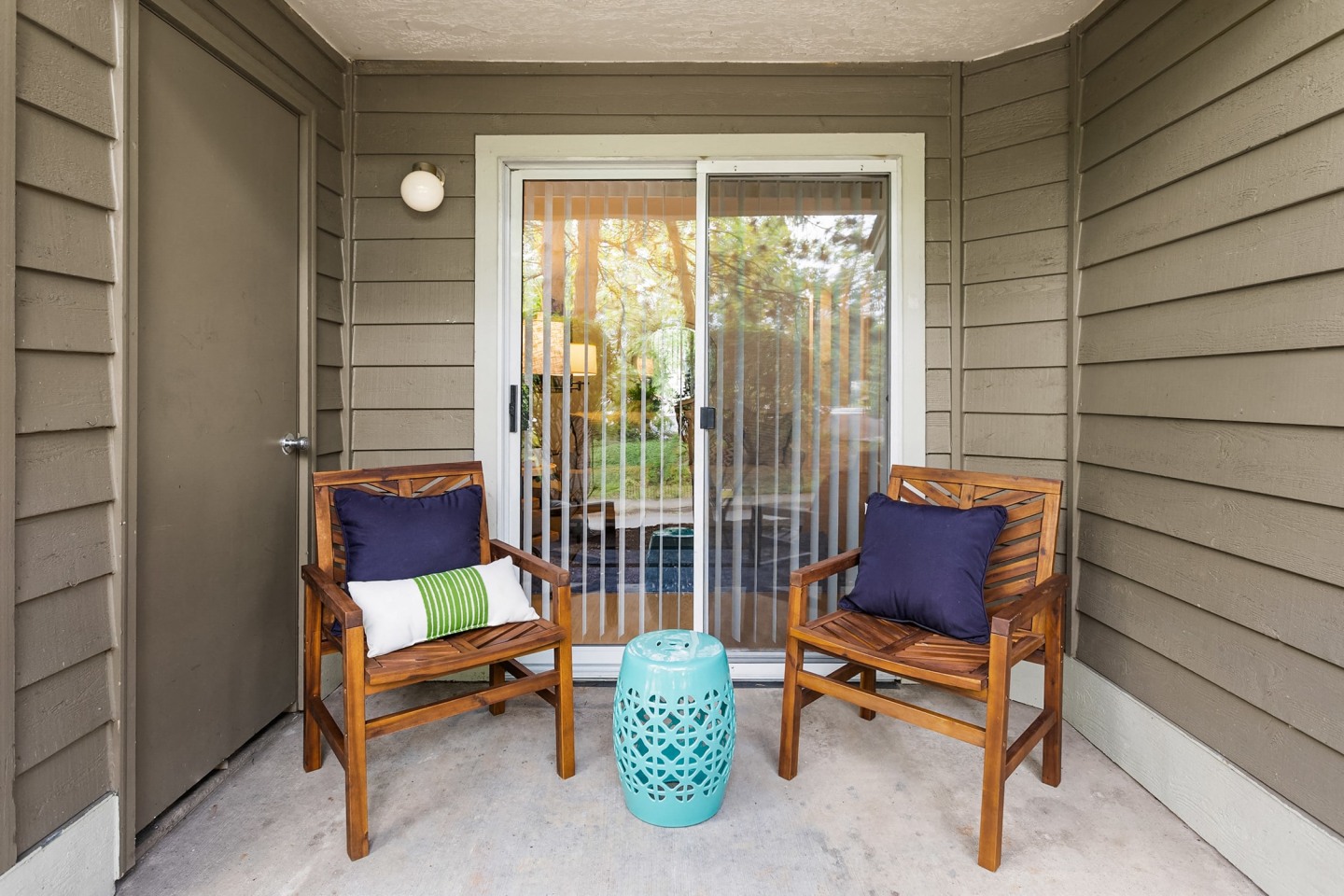 Porchlight Apartments Image 12