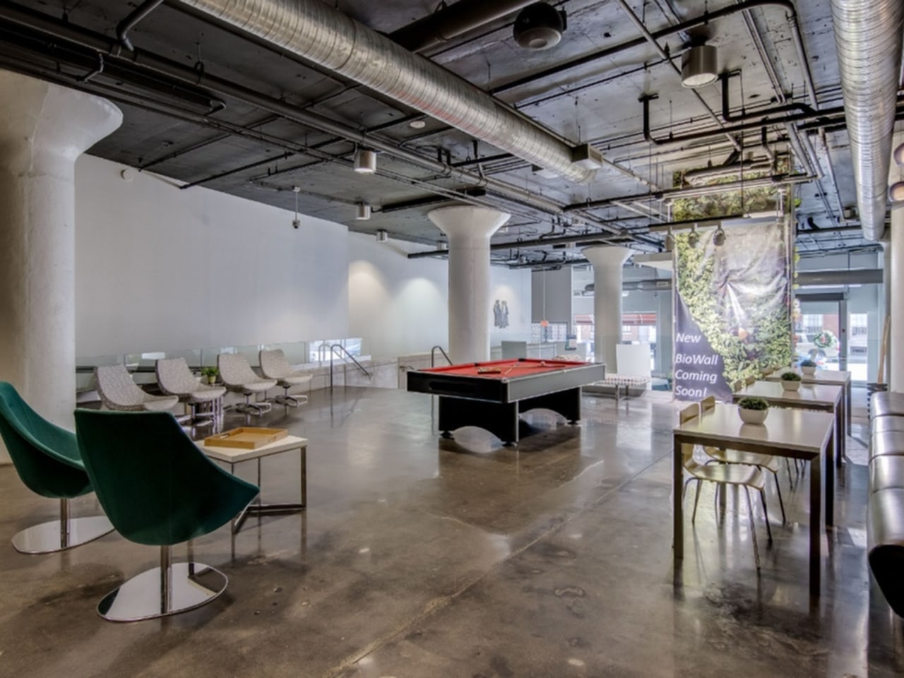 520 Park Image 16