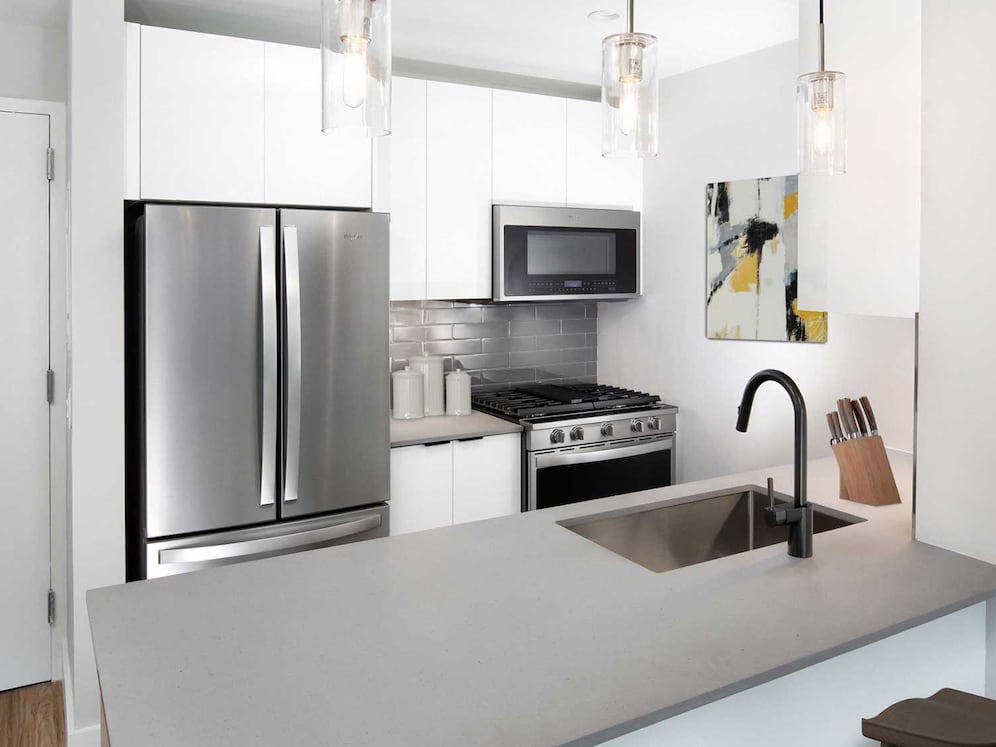 Avalon Riverview Image 1