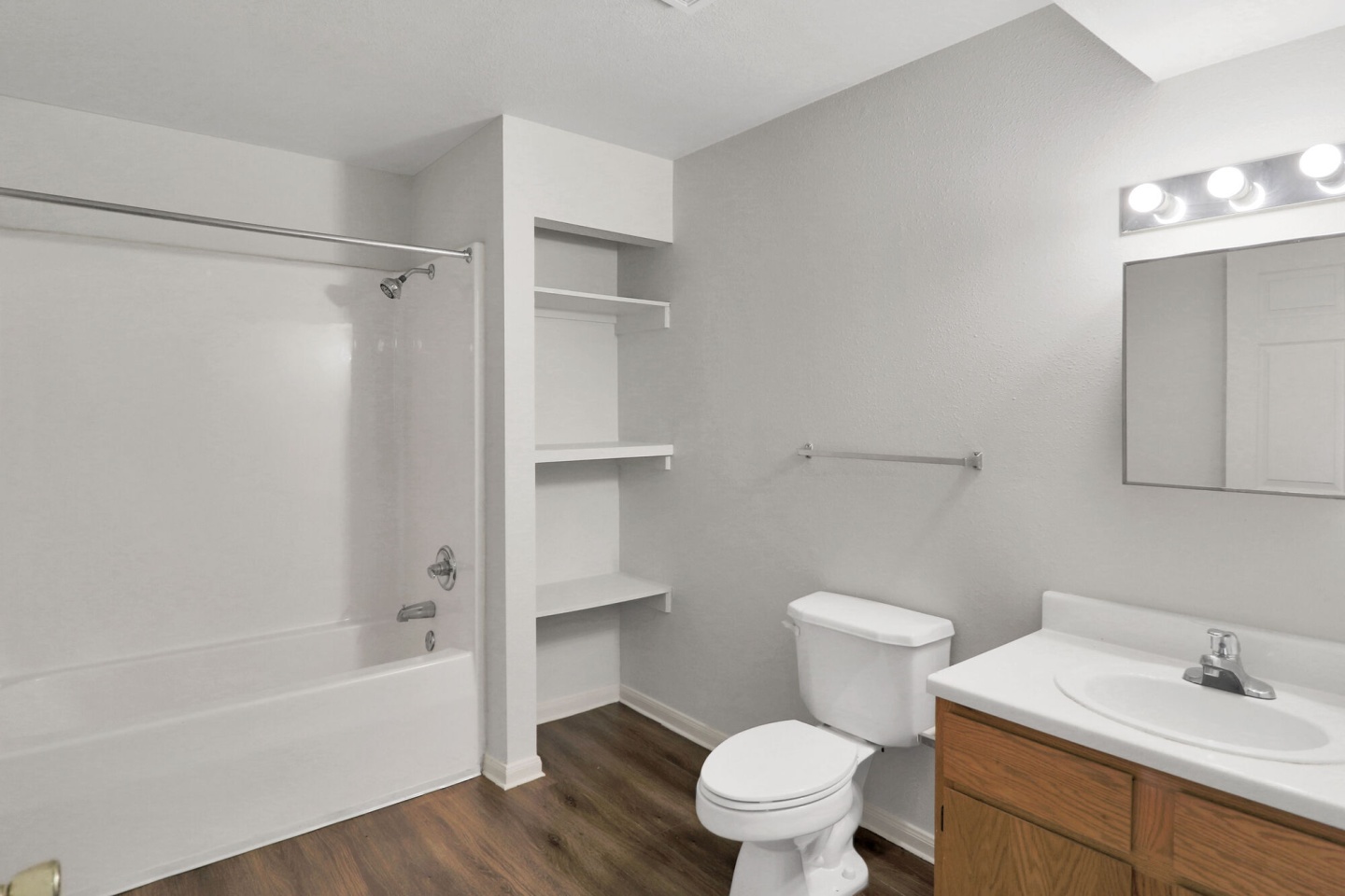 SouthWind Place Apartments Image 18