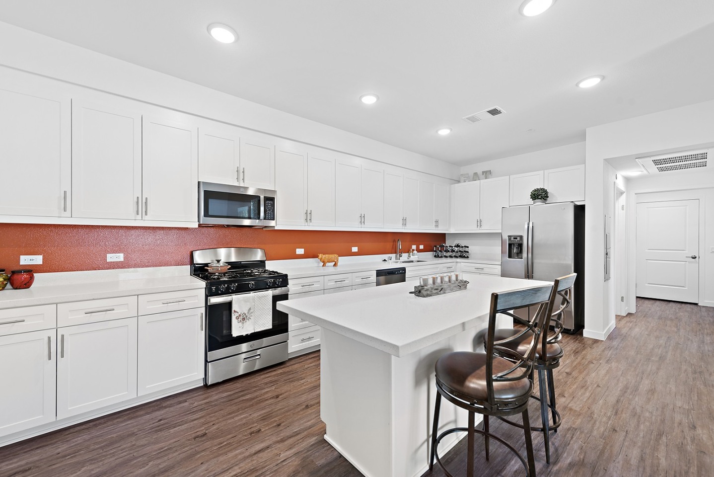 Levante Apartments Homes Image 26