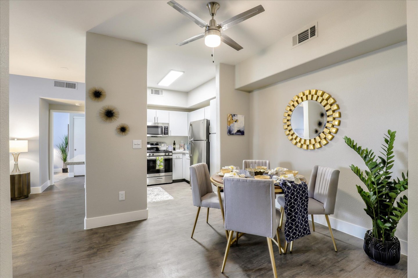 South Valley Ranch Apartments Image 8
