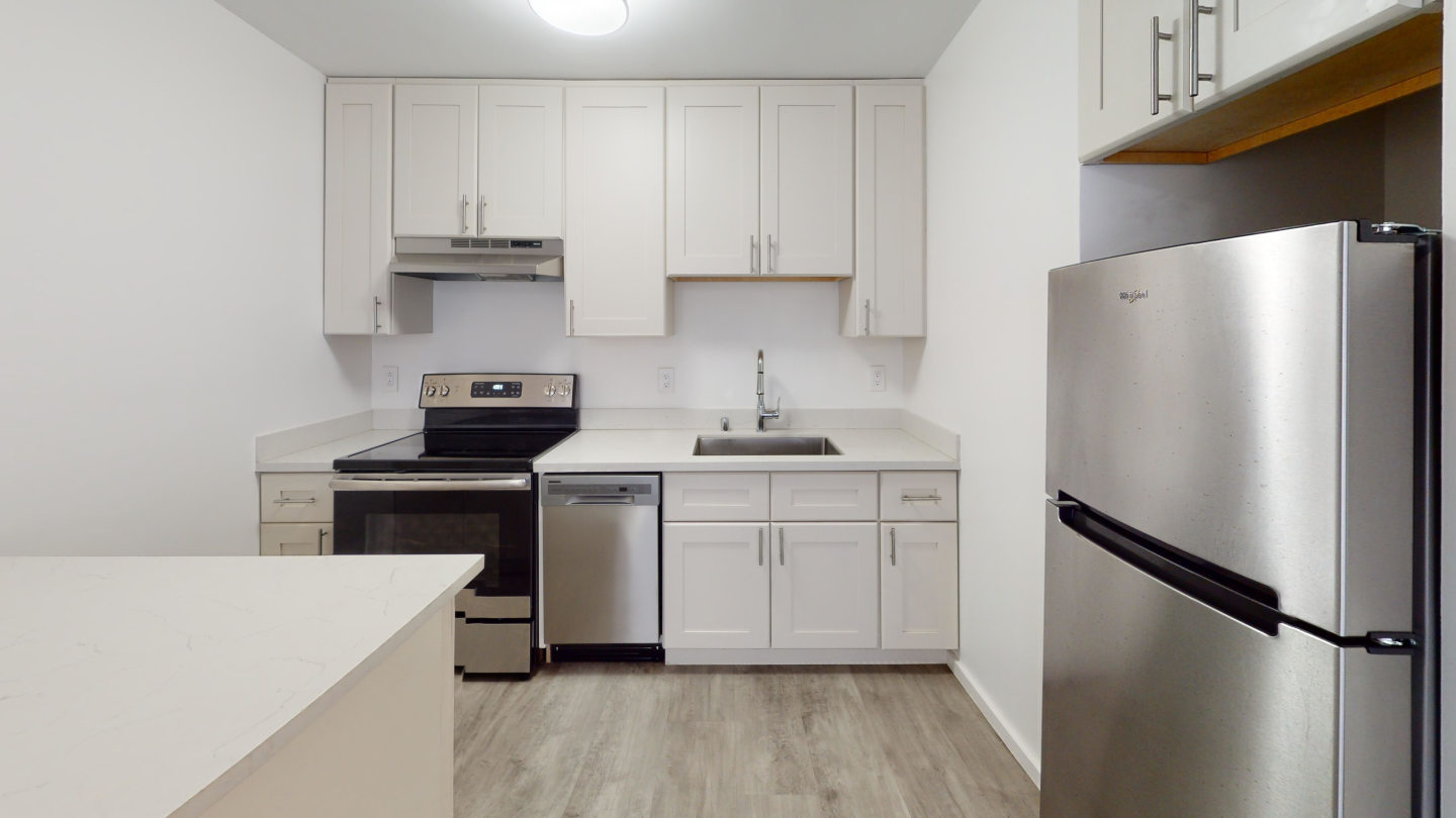 755 Green Street Image 6