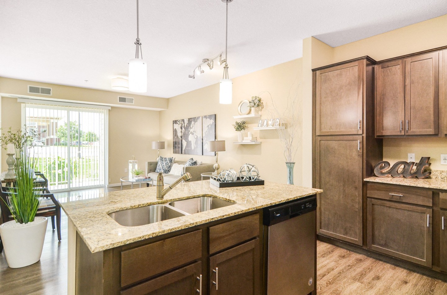 Skye at Arbor Lakes Image 35