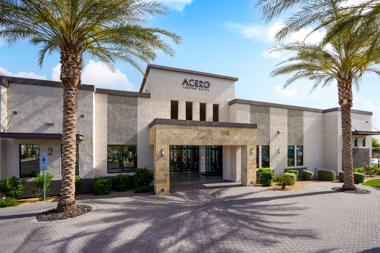Acero Estrella Commons Image 14
