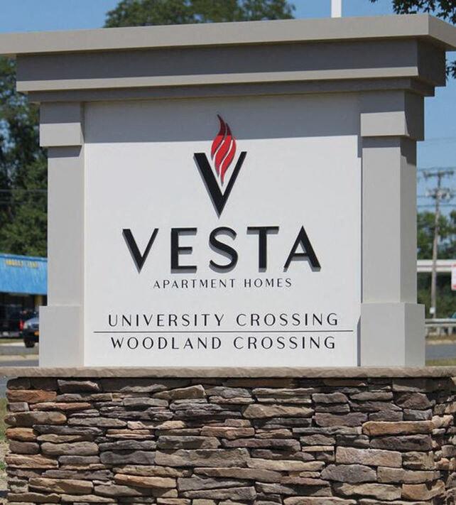 University Crossing Image 15