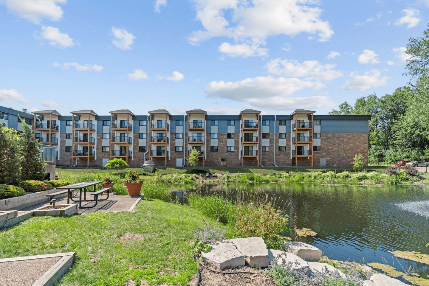 Willow Creek Apartments Image 22