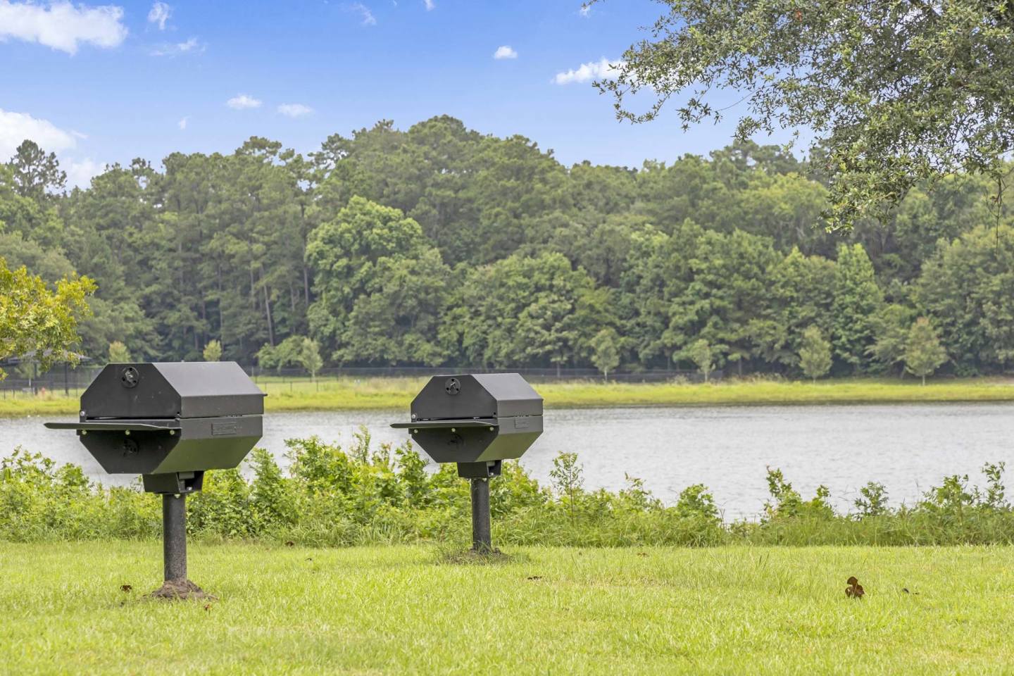 Lakeview Oaks Image 19