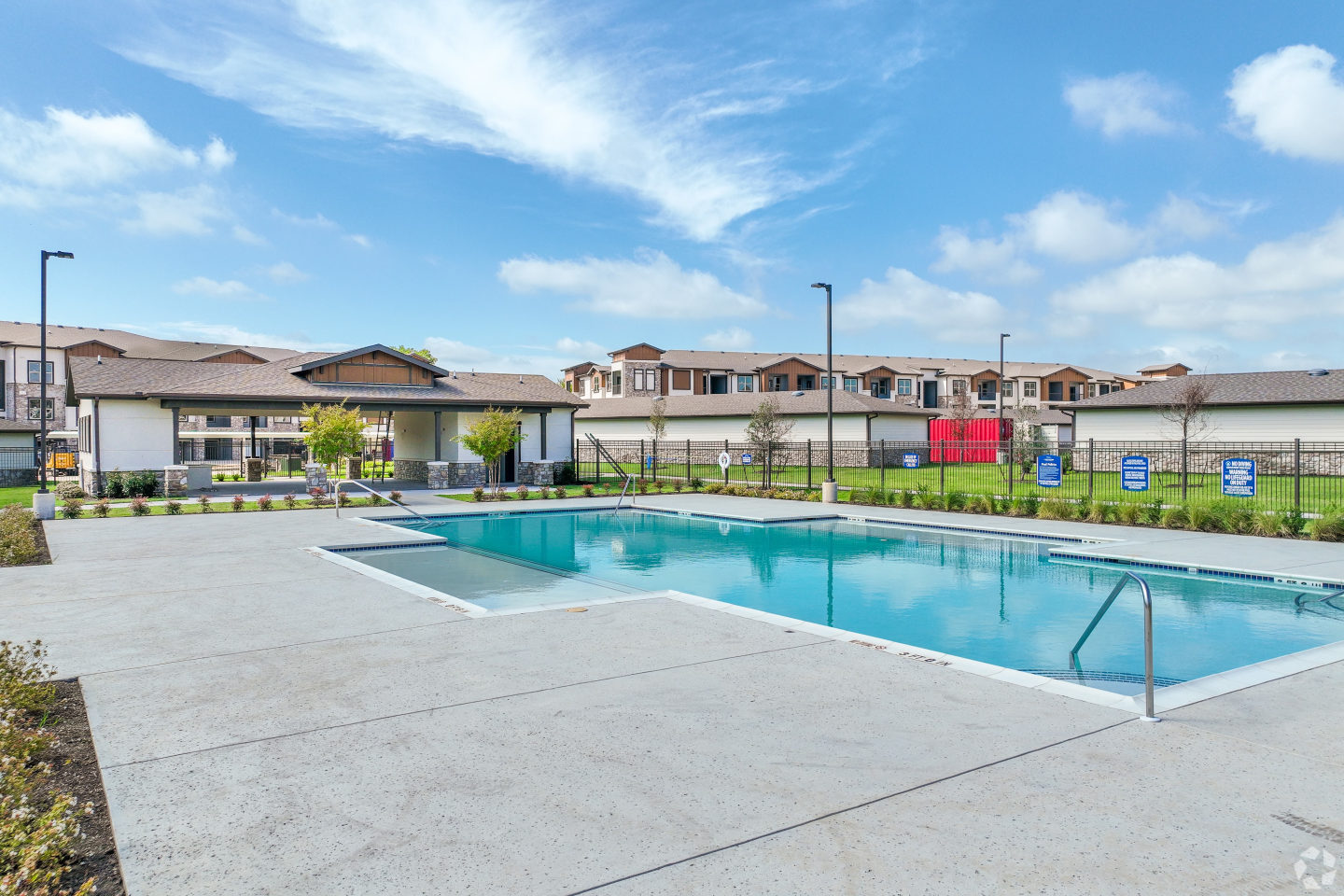 Creekside at Grand Prairie Image 11