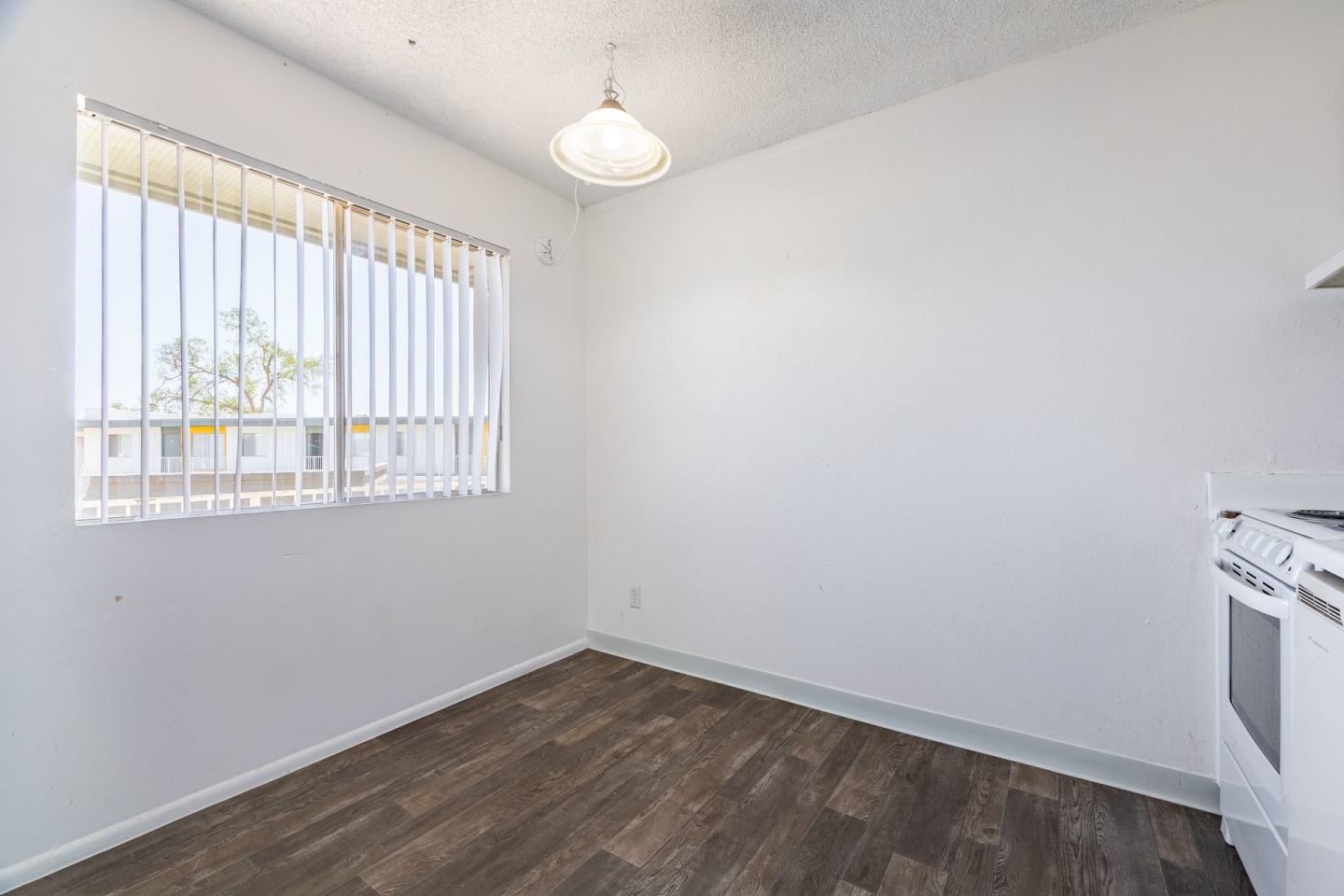 Park West Apartments Image 61