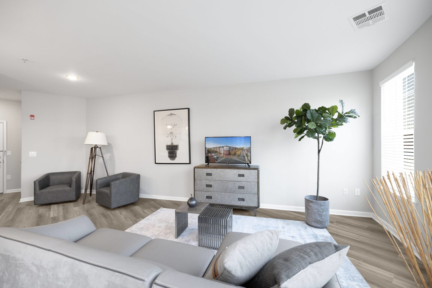 Harbor Pointe Image 8